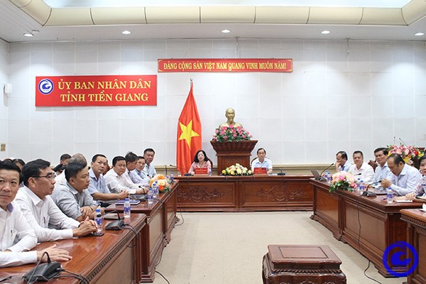 Thủ tướng Chính phủ đối thoại với nông dân Việt Nam