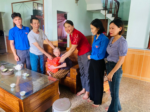 Hội Nông dân xã Thanh Hà với những hoạt động hướng tới kỷ niệm 77 năm ngày Thương binh - Liệt sỹ (27/7/1947-27/7/2024)