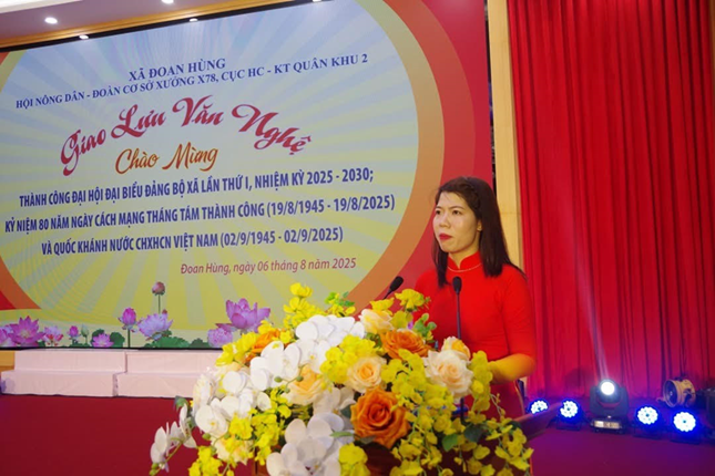 Hội Nông dân xã Đoan Hùng phối hợp cùng với Đoàn cơ sở Xưởng X78 tổ chức Chương trình Giao lưu văn nghệ chào mừng thành công Đại hội đại biểu Đảng bộ xã Đoan Hùng lần thứ I, nhiệm kỳ 2025–2030