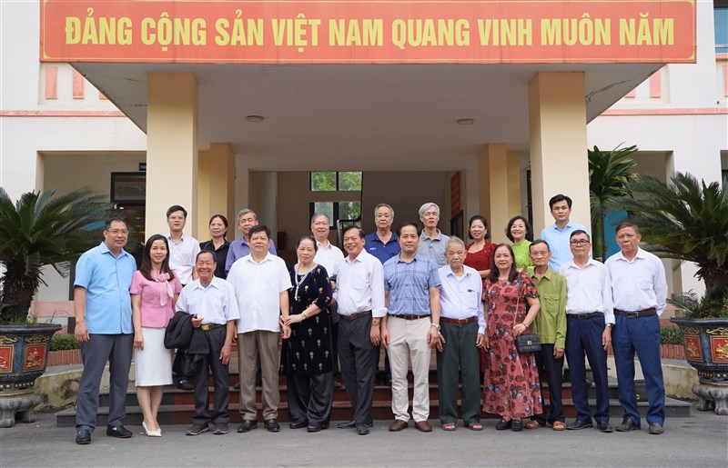 Gặp mặt đầu xuân cán bộ hưu trí Hội Nông dân tỉnh Phú Thọ