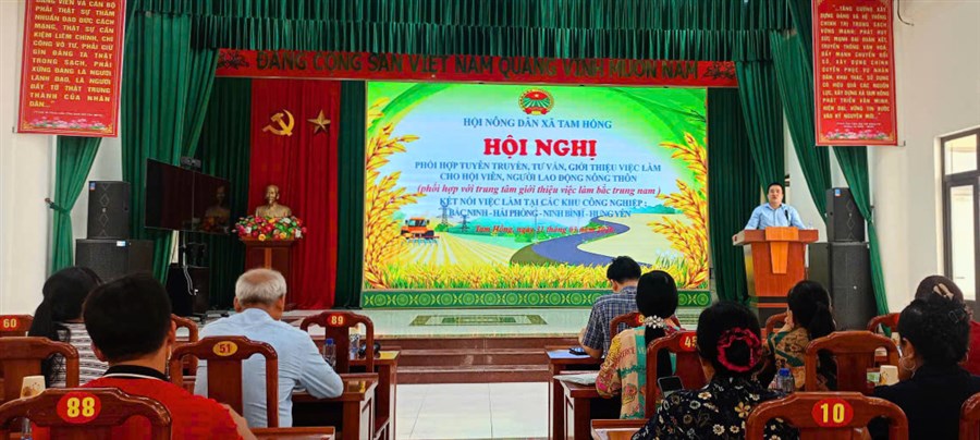 Hội Nông dân xã Tam Hồng phối hợp tuyển dụng lao động, tạo việc làm cho hội viên, nông dân