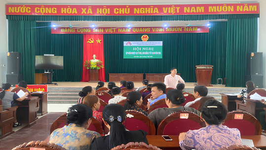 Hội Nông dân xã Vĩnh Hưng phối hợp tổ chức lớp tập huấn nghiệp vụ nhận ủy thác vốn vay Ngân hàng Chính sách xã hội cho các Tổ tiết kiệm và vay vốn trên địa bàn xã