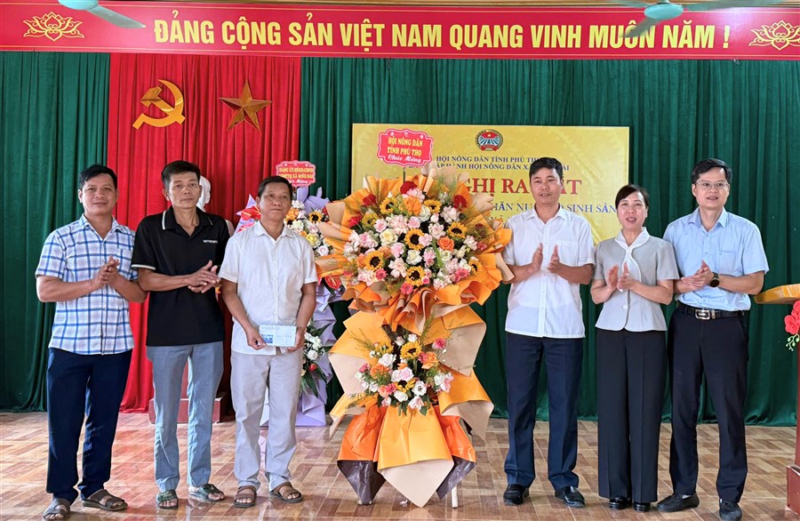 Hội Nông dân xã Minh Đài ra mắt Chi hội Nông dân nghề nghiệp và giải ngân vốn Quỹ Hỗ trợ nông dân tỉnh