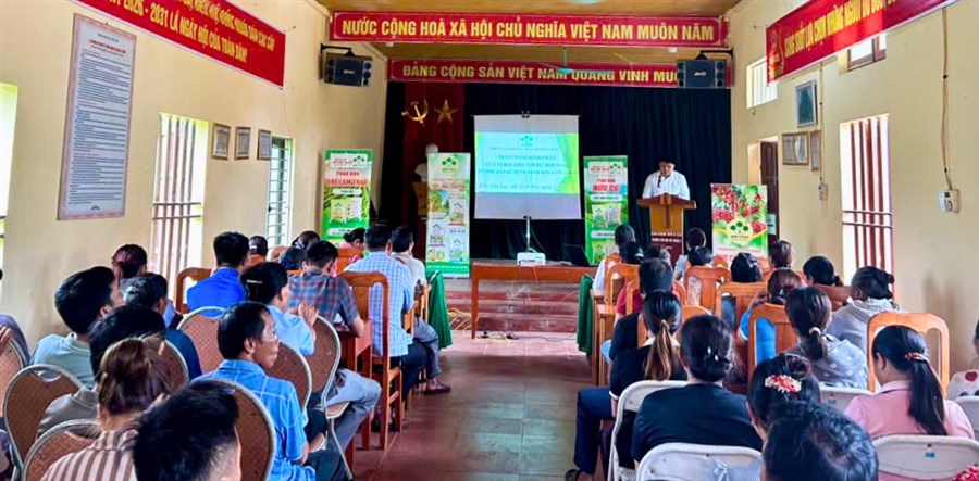 Hội Nông dân xã Minh Đài phối hợp tổ chức hội nghị tập huấn kỹ thuật sử dụng phân bón NPK Lâm Thao cho hội viên nông dân