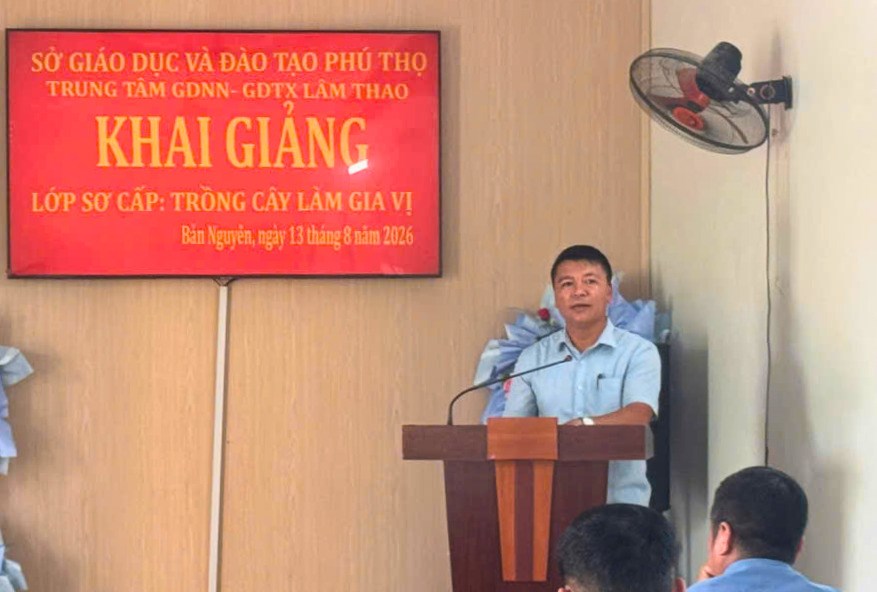 Hội Nông dân xã Bản Nguyên khai giảng lớp sơ cấp nghề Trồng cây làm gia vị