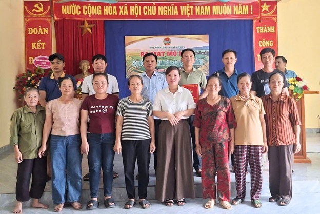 Yên Thủy: Ra mắt mô hình nông dân tham gia bảo vệ môi trường trong sản xuất nông nghiệp