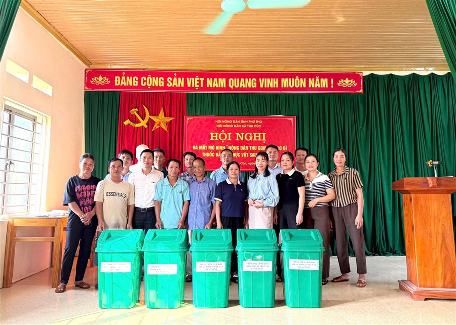 Hội Nông dân xã Thu Cúc ra mắt mô hình thu gom vỏ bao bì thuốc bảo vệ thực vật sau sử dụng
